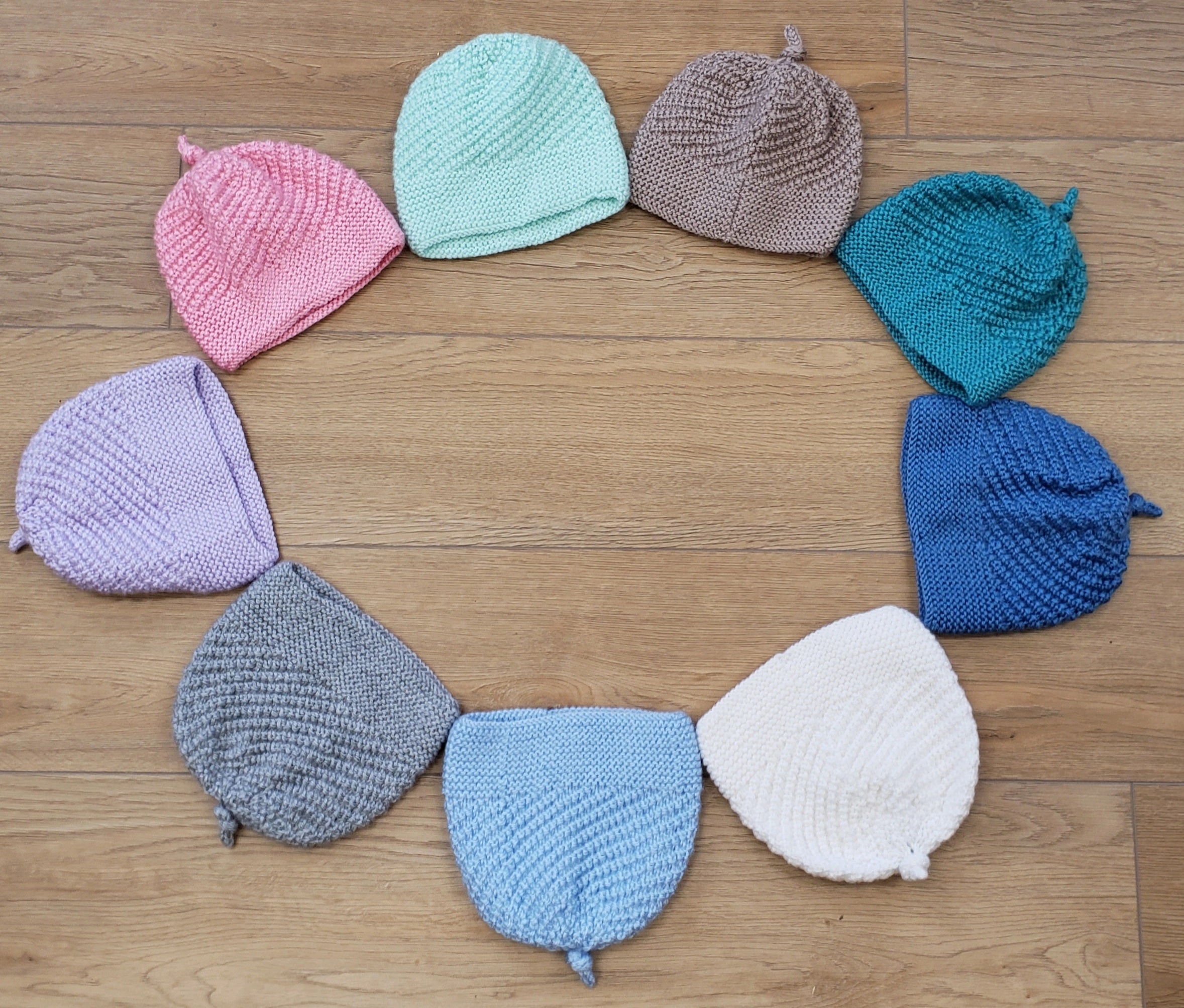 Dreamy Swirl Hat: Effortless Style for a Chic Summer Look